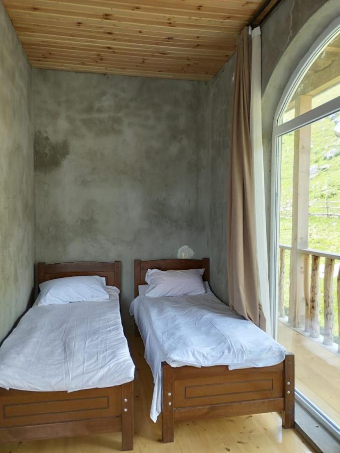 Guesthouse Ellie- Elisabeth Adishi Extérieur photo